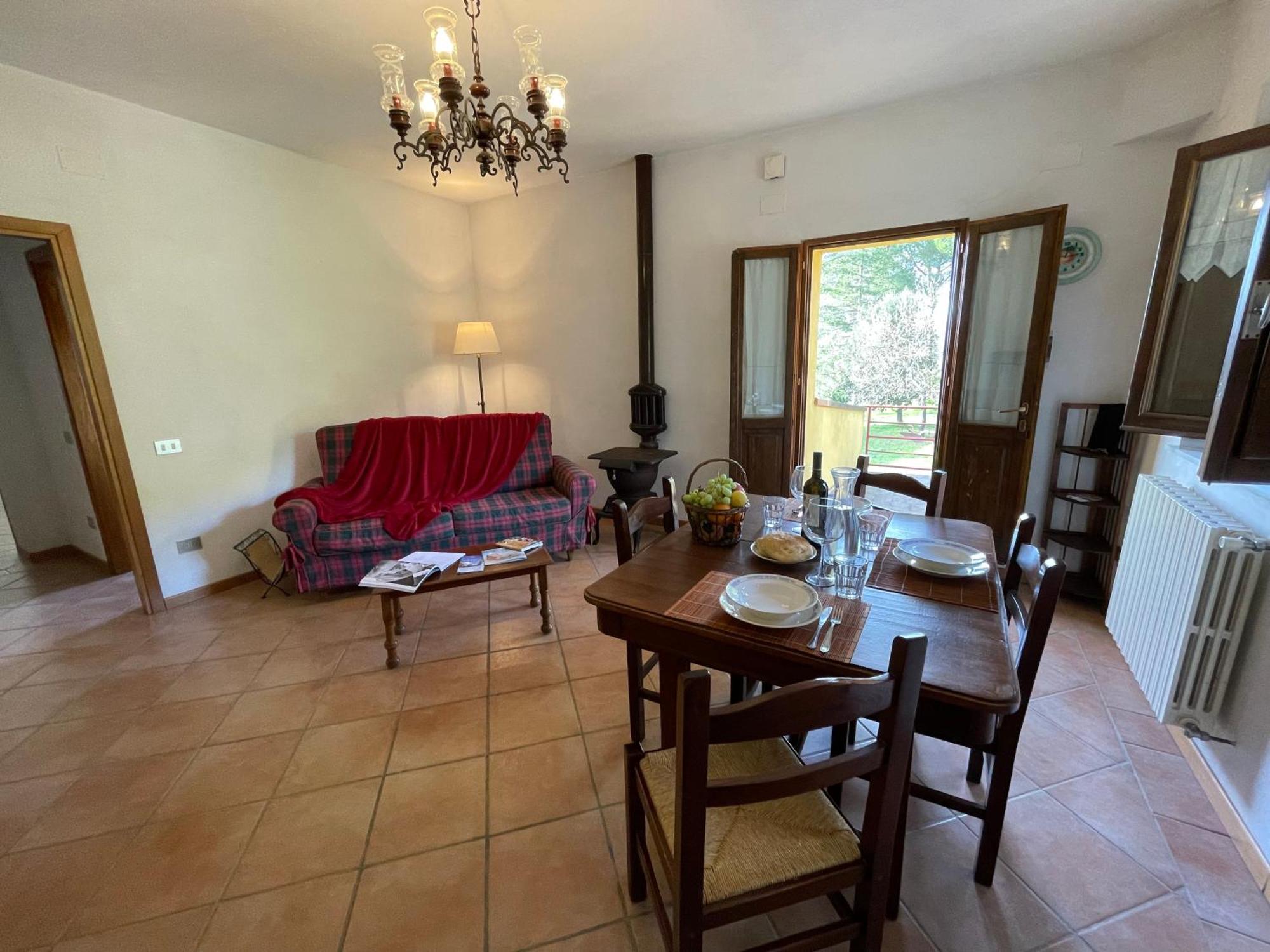 Agriturismo Podere Le Tombe Guest House Palaia Ngoại thất bức ảnh