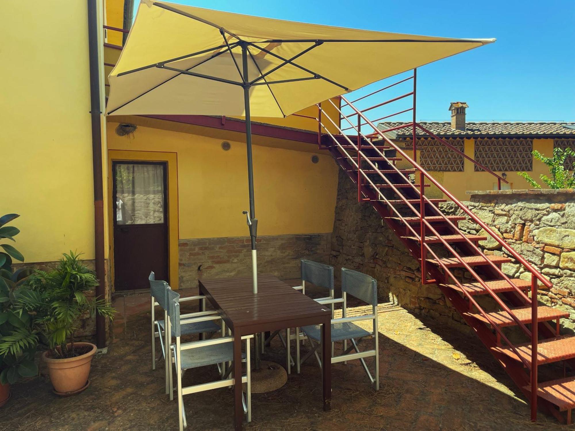 Agriturismo Podere Le Tombe Guest House Palaia Phòng bức ảnh