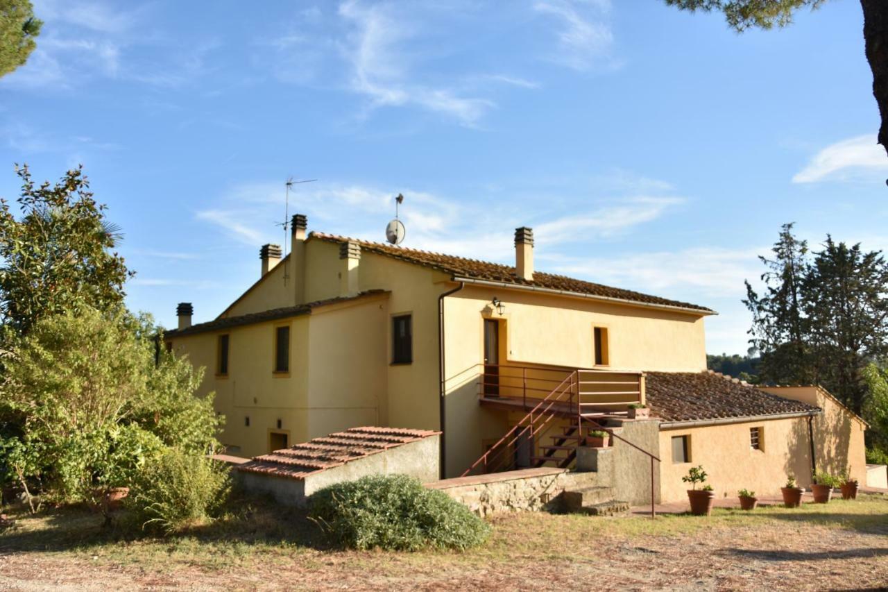 Agriturismo Podere Le Tombe Guest House Palaia Ngoại thất bức ảnh